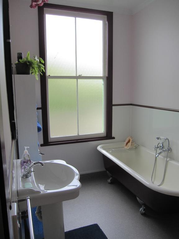 Thyme Out Estate Bed & Breakfast Halcombe ภายนอก รูปภาพ