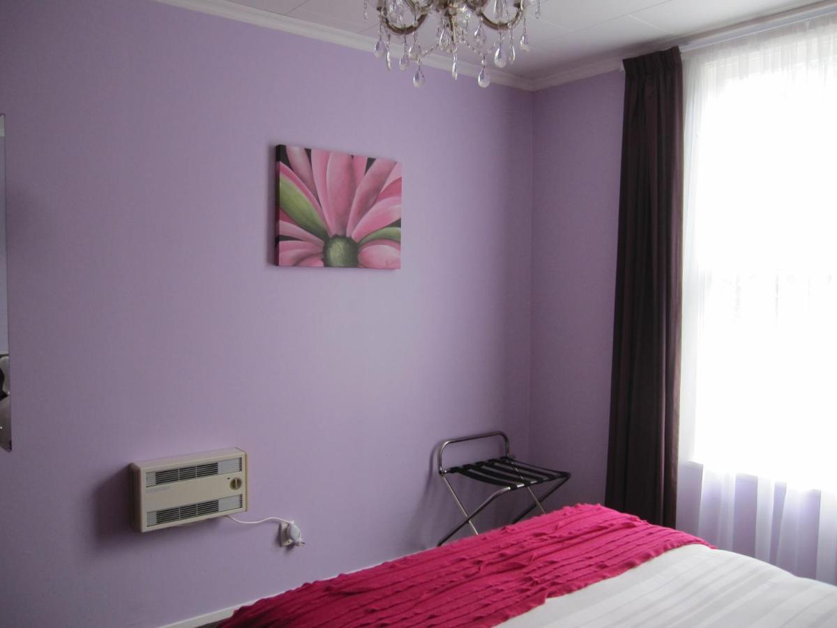 Thyme Out Estate Bed & Breakfast Halcombe ภายนอก รูปภาพ